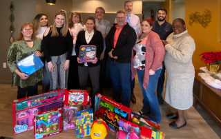 Guidant Brightens Holidays for Kids by Supporting Toys for Tots